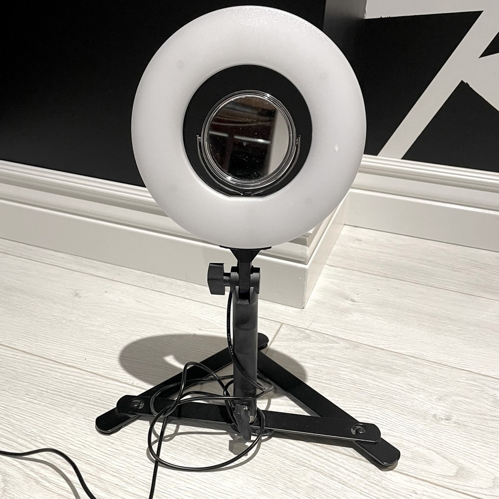 Dimmable Desktop LED Ring Light